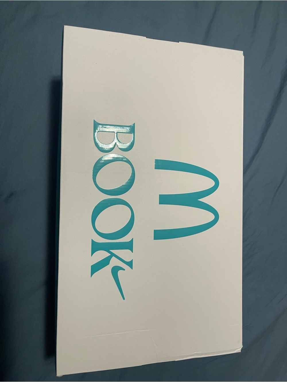 Nike Book 2M